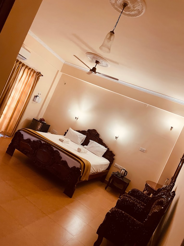 Mayflower Beach Resort Baga 2