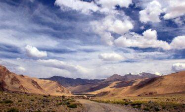 Leh Ladakh 4 Nights / 5 Days Tour Package