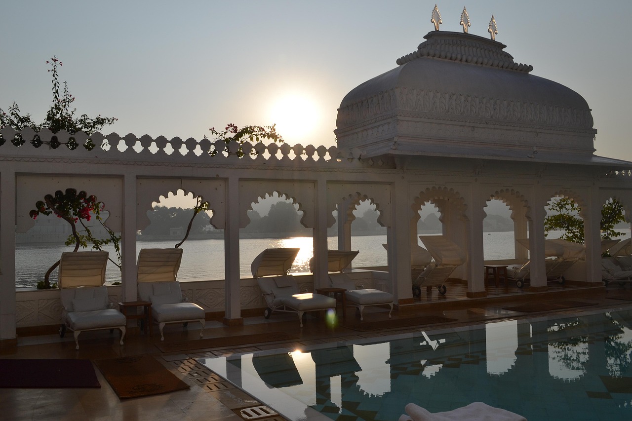 Delhi to Udaipur