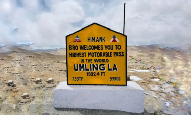 Thrilling Leh Ladakh Tour with Umling La 7 Nights / 8 Days