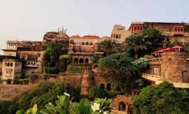2 Nights / 3 Days Neemrana Tour Package
