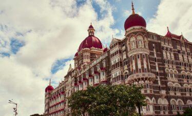4 Nights / 5 Days Shirdi Mumbai Tour Package