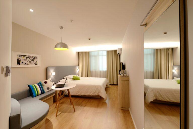 Hotel Booking